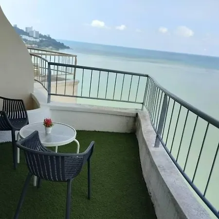3Rd Floor Apartment With 2 Bedroom And No Elevator Kota Bharu Exterior photo