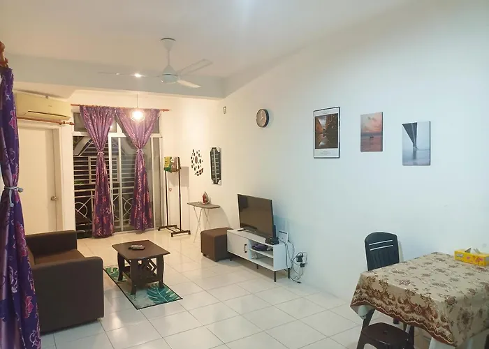 3Rd Floor Apartment With 2 Bedroom And No Elevator